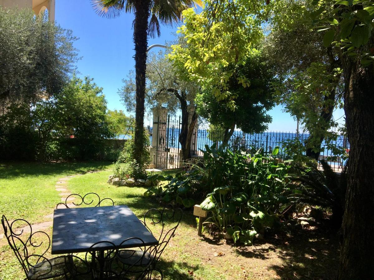 Casa Vacanze Gabbianella Villa Con Giardino Lungolago Maderno Toscolano Maderno Zewnętrze zdjęcie